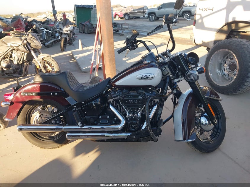 2021 HARLEY-DAVIDSON FLHCS 1HD1YBK12MB036036