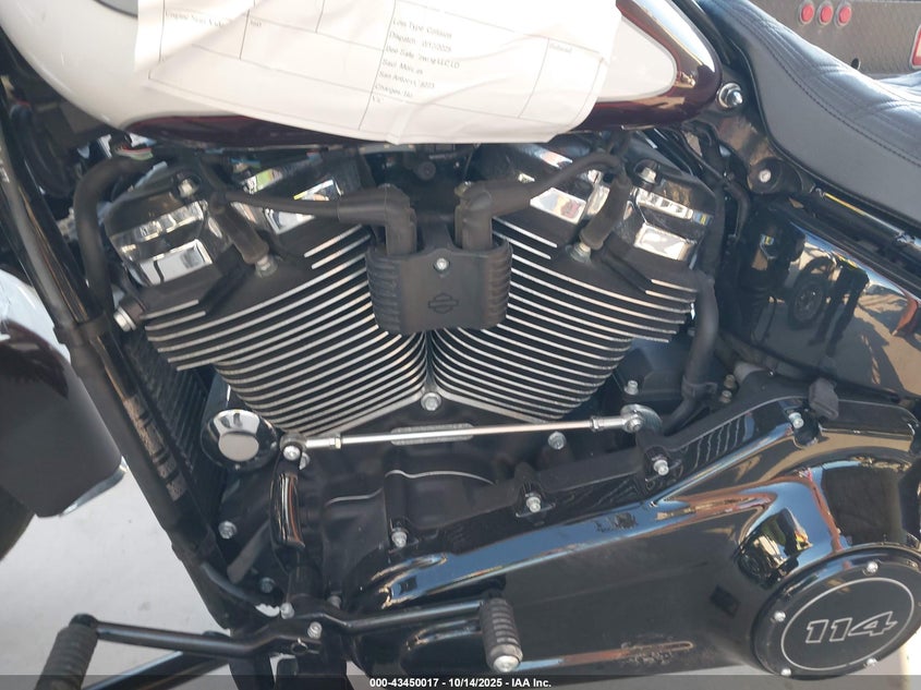 2021 HARLEY-DAVIDSON FLHCS 1HD1YBK12MB036036