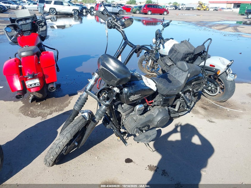 1HD1GXM13FT303940 2015 HARLEY-DAVIDSON STREET BOB photo no. 2