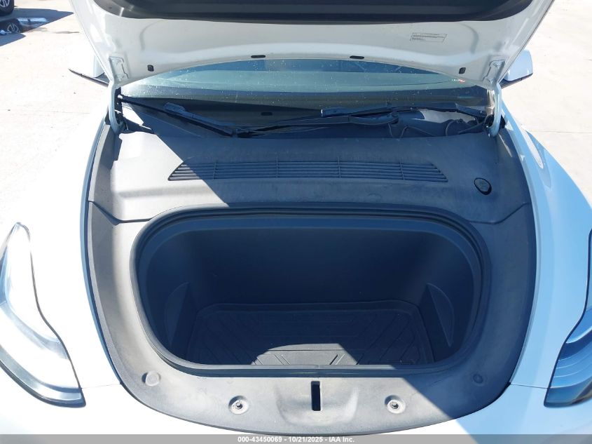 2022 Tesla Model Y Long Range Dual Motor All-Wheel Drive VIN: 7SAYGDEE2NF356956 Lot: 43450069