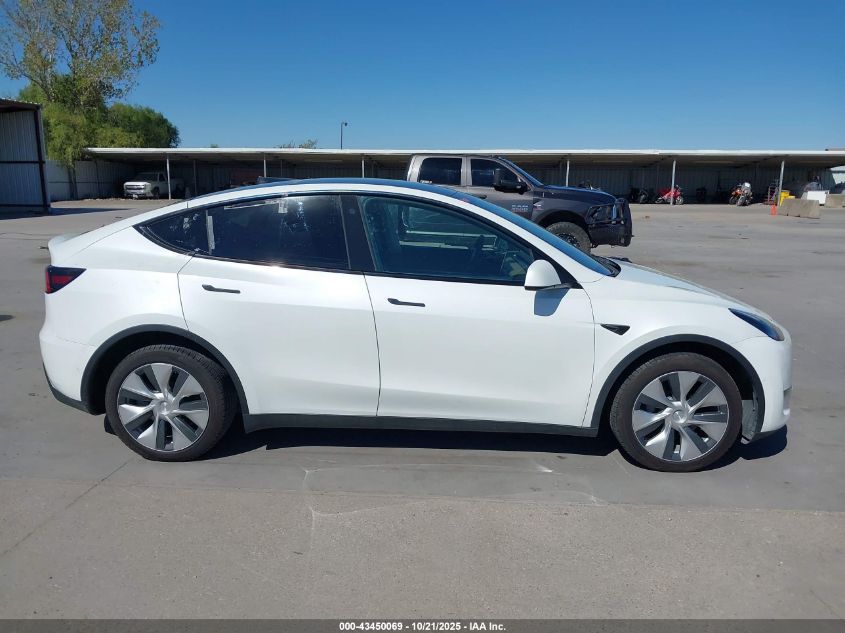 2022 Tesla Model Y Long Range Dual Motor All-Wheel Drive VIN: 7SAYGDEE2NF356956 Lot: 43450069