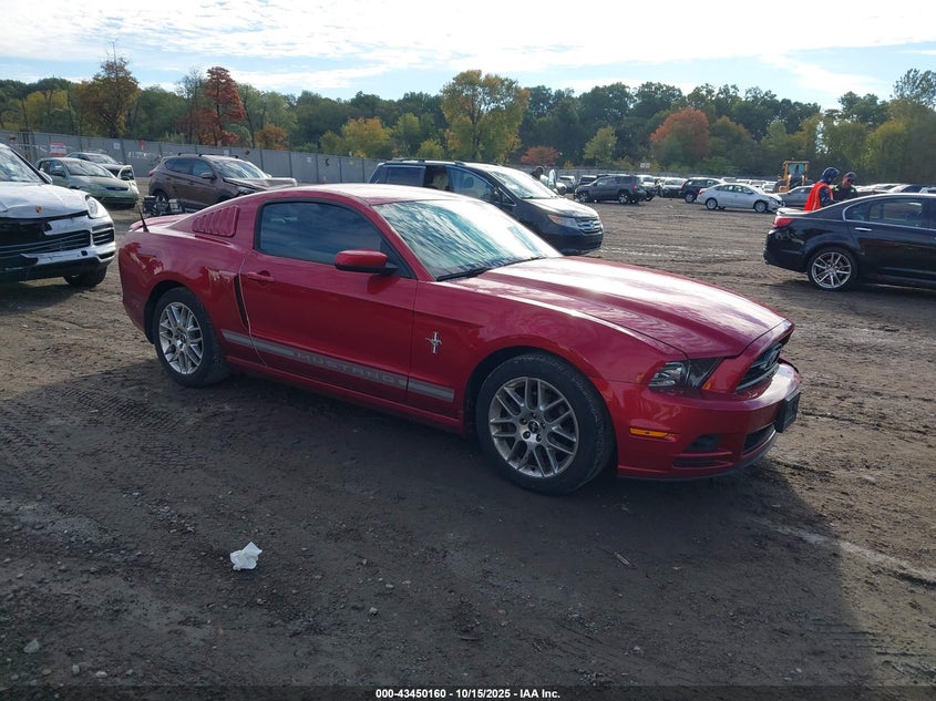 FORD MUSTANG V6 PREMIUM