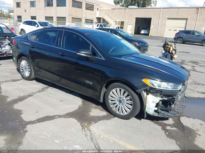 FORD FUSION SE LUXURY