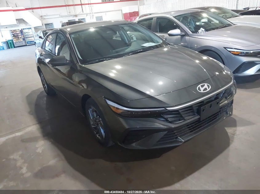2026 HYUNDAI ELANTRA HYBRID  (VIN: KMHLM4DJXTU183105)