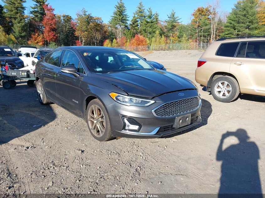 FORD FUSION HYBRID TITANIUM