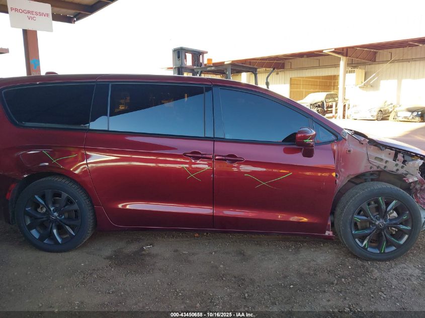 2019 Chrysler Pacifica Touring Plus VIN: 2C4RC1FG6KR732876 Lot: 43450658