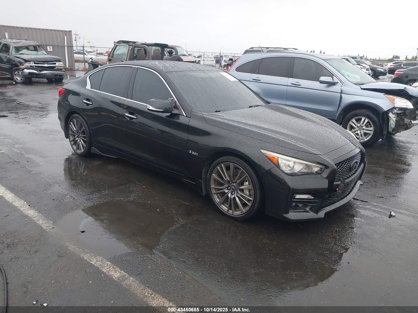 INFINITI Q50 3.0T RED SPORT 400