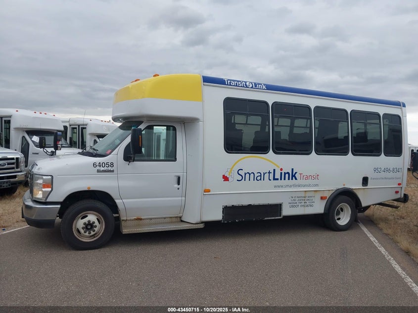 2017 Ford E-450 Cutaway VIN: 1FDFE4FS7HDC35359 Lot: 43450715