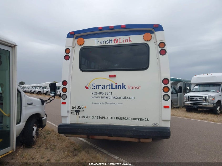 2017 Ford E-450 Cutaway VIN: 1FDFE4FS7HDC35359 Lot: 43450715