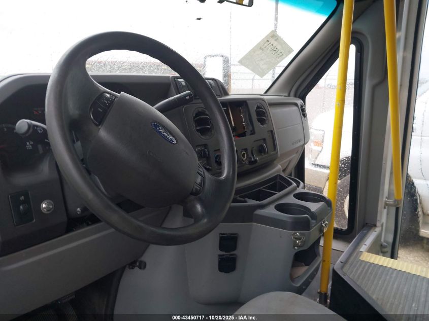 2018 Ford E-450 Cutaway VIN: 1FDFE4FS0JDC17453 Lot: 43450717