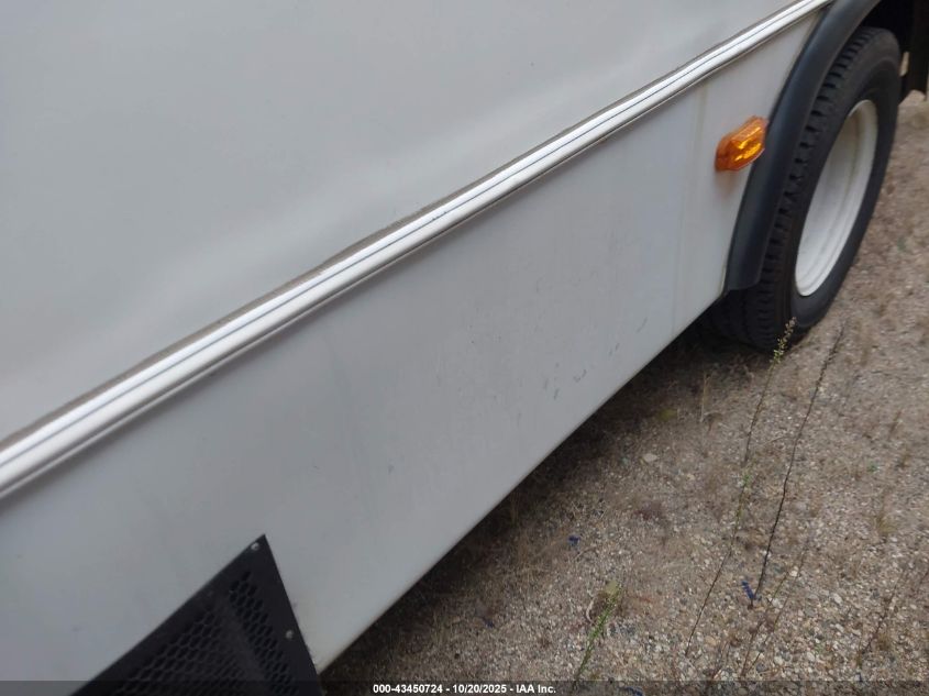 2018 Ford E-450 Cutaway VIN: 1FDFE4FS4JDC17455 Lot: 43450724