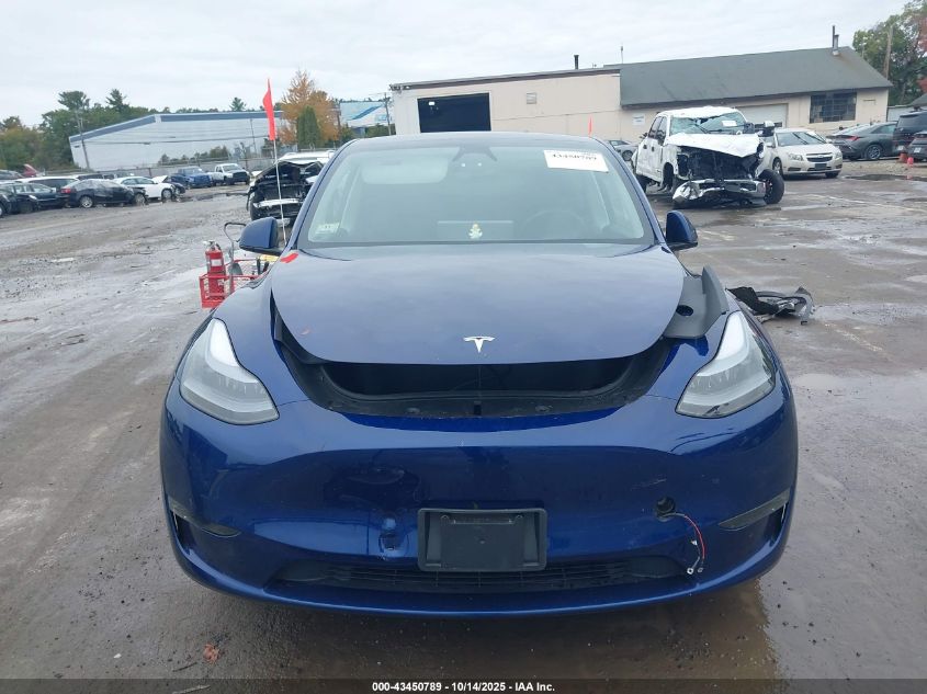 2024 Tesla Model Y Performance Dual Motor All-Wheel Drive VIN: 7SAYGDEF3RA323024 Lot: 43450789