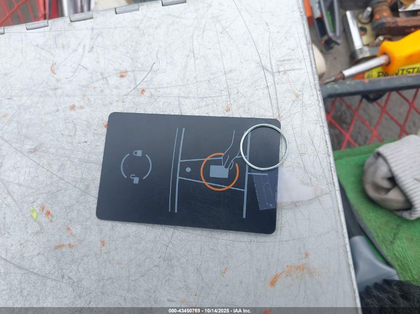 2024 Tesla Model Y Performance Dual Motor All-Wheel Drive VIN: 7SAYGDEF3RA323024 Lot: 43450789