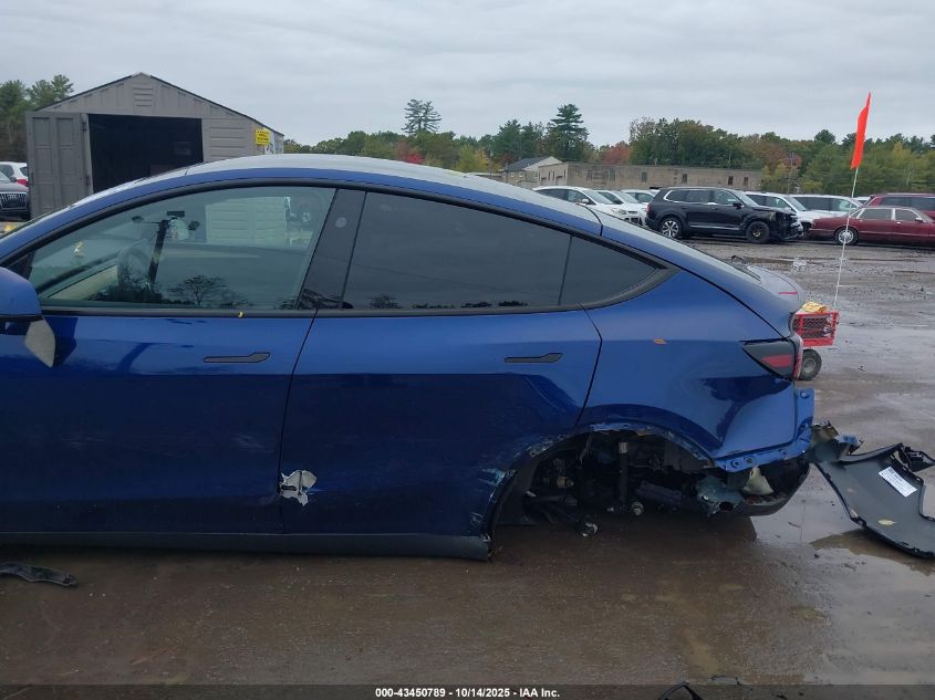 2024 Tesla Model Y Performance Dual Motor All-Wheel Drive VIN: 7SAYGDEF3RA323024 Lot: 43450789