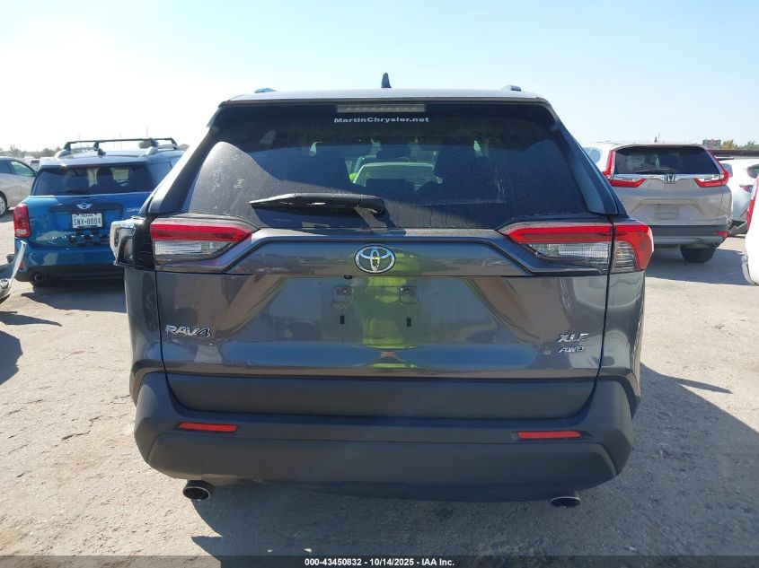 2019 TOYOTA RAV4 XLE JTMP1RFVXKJ024242