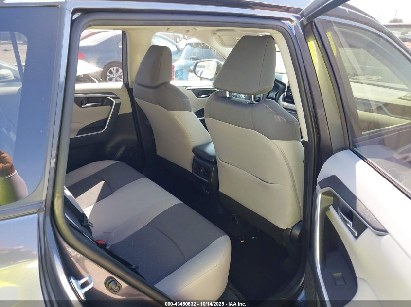 2019 TOYOTA RAV4 XLE JTMP1RFVXKJ024242