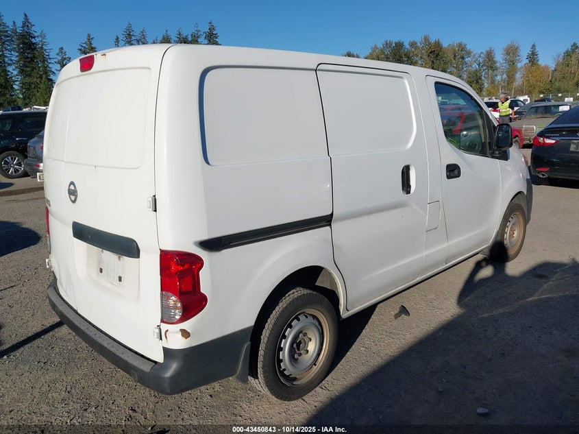 2015 NISSAN NV200 S 3N6CM0KN7FK696865