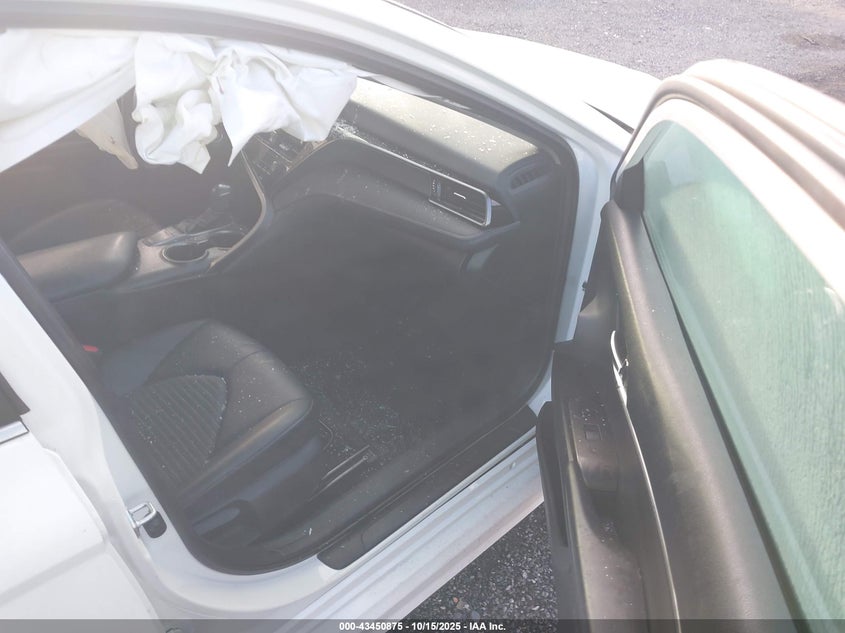 4T1G11AK4NU059078 2022 TOYOTA CAMRY photo no. 5