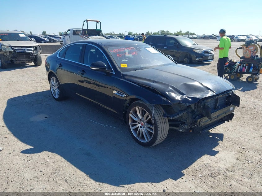 JAGUAR XF 35T PRESTIGE