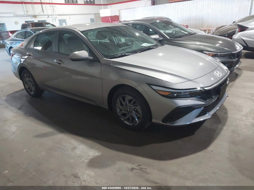 KMHLM4DJ4TU183276 2026 Hyundai Elantra Hybrid Blue auction photo 1