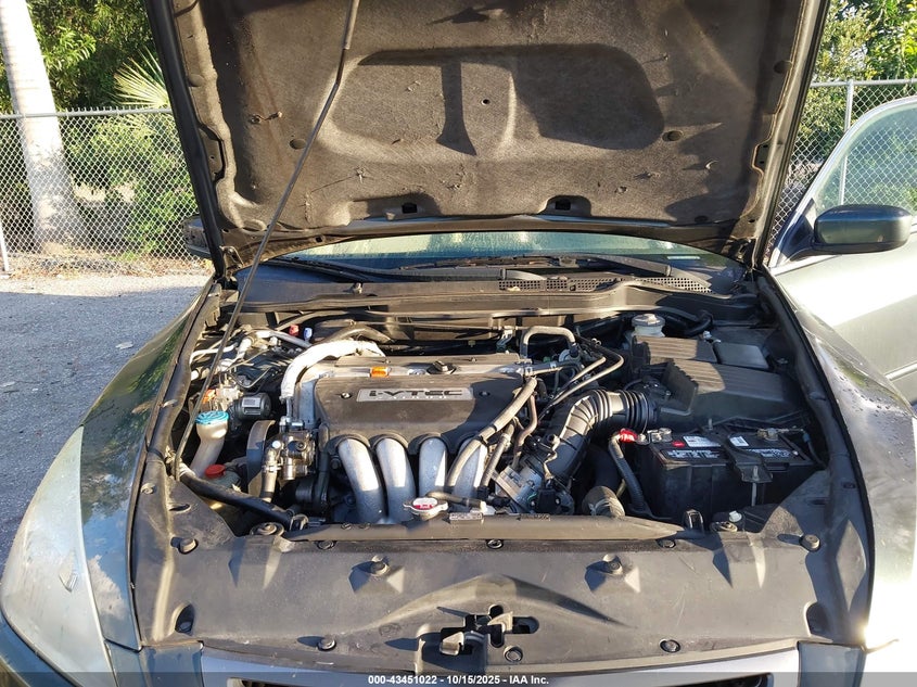 1HGCM56324A143162 2004 HONDA ACCORD photo no. 10