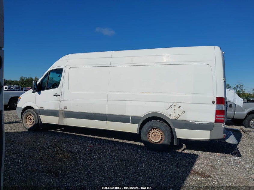 2011 Mercedes-Benz Sprinter 2500 High Roof VIN: WD3PE8CB6B5562237 Lot: 43451045