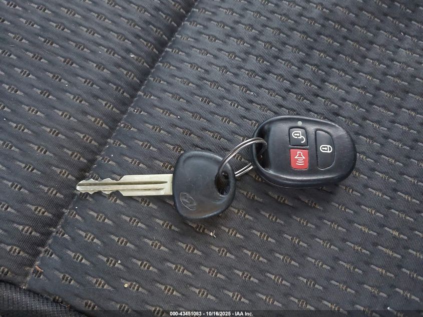 2008 Hyundai Tiburon Gs VIN: KMHHM66D28U294828 Lot: 43451083