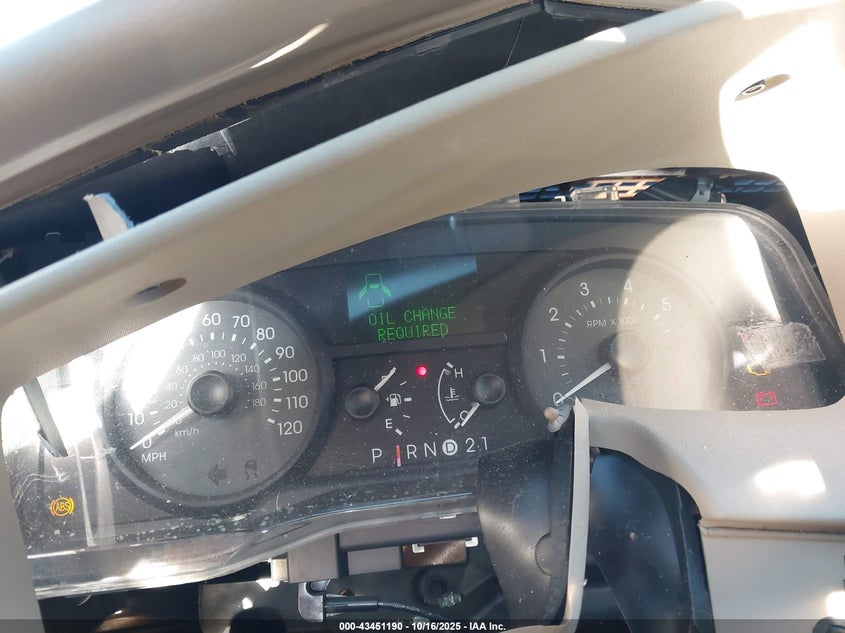2MEBM7FV2AX620438 2010 MERCURY GRAND MARQUIS photo no. 7
