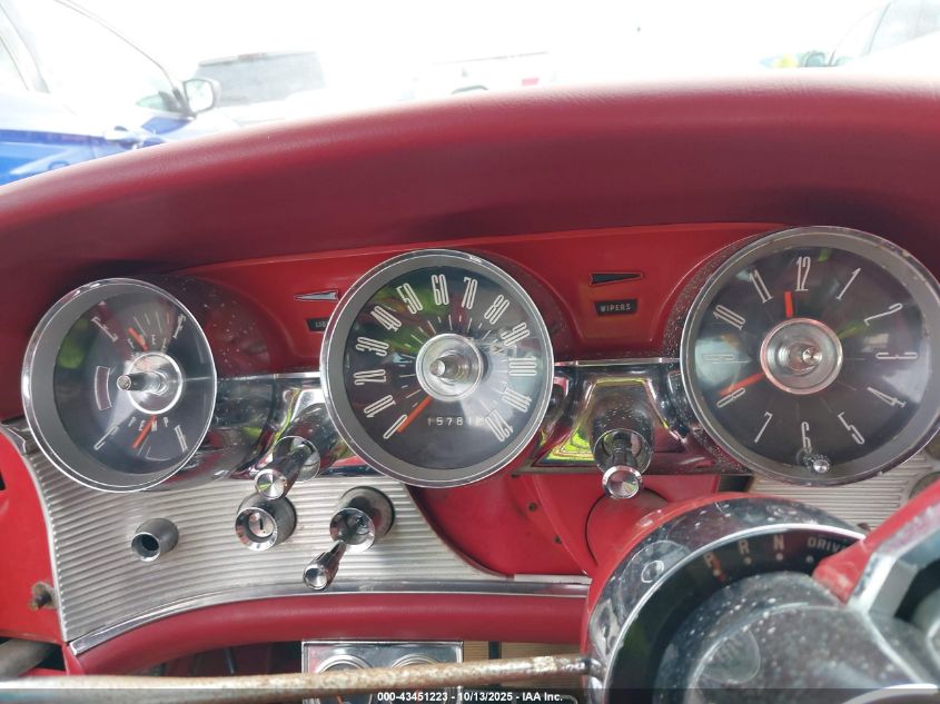 1963 Ford Thunderbird VIN: 3Y83Z103865 Lot: 43451223