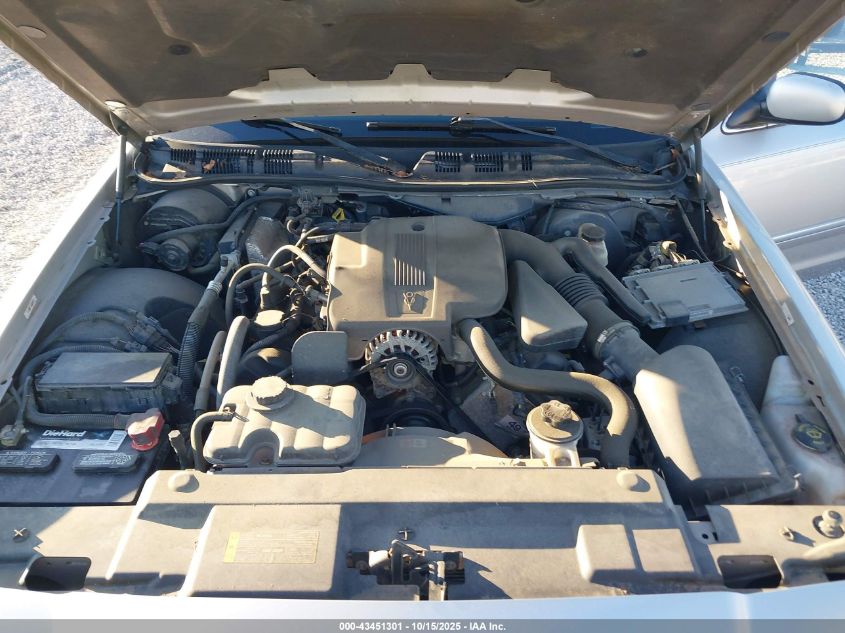 2008 Mercury Grand Marquis Gs VIN: 2MEFM74V88X657122 Lot: 43451301