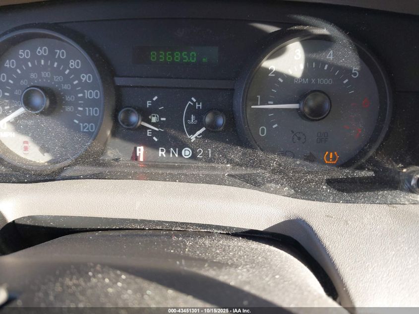 2008 Mercury Grand Marquis Gs VIN: 2MEFM74V88X657122 Lot: 43451301