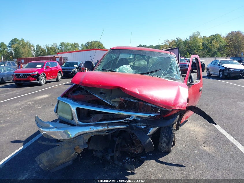 2002 Ford F-150 Lariat/Xl/Xlt VIN: 1FTRX18L42NB18534 Lot: 43451398