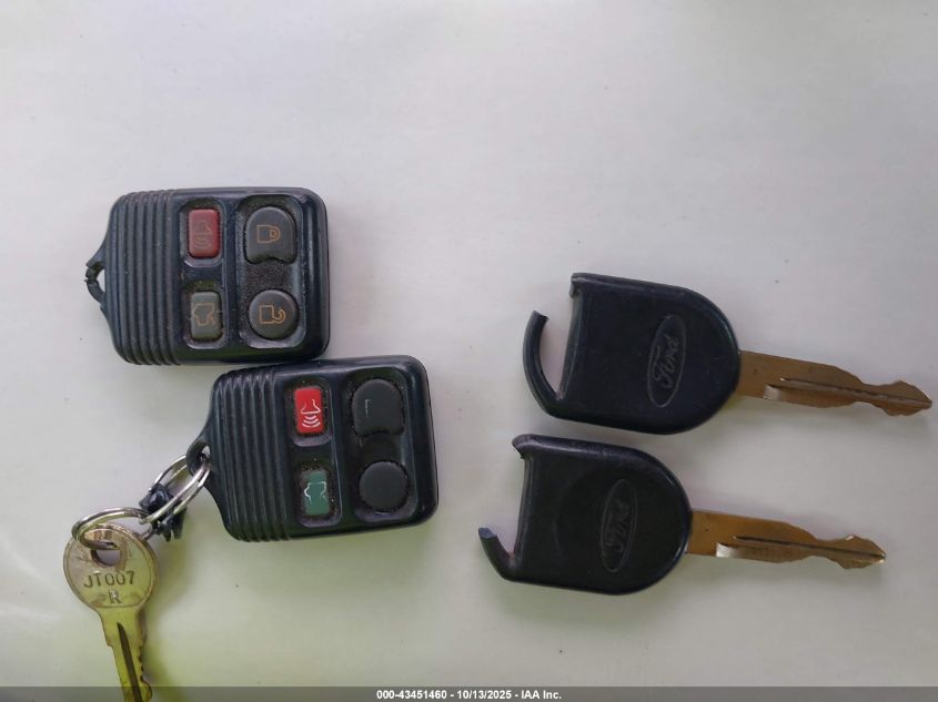 2007 Ford Mustang Gt Deluxe/Gt Premium VIN: 1ZVFT82H475199681 Lot: 43451460