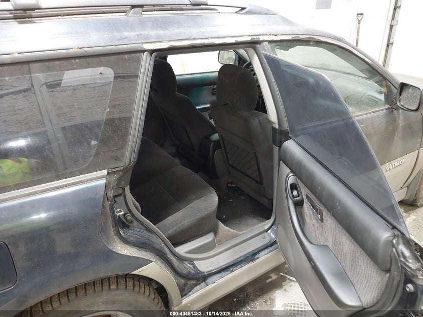 2001 Subaru Outback VIN: 4S3BH675017637999 Lot: 43451483