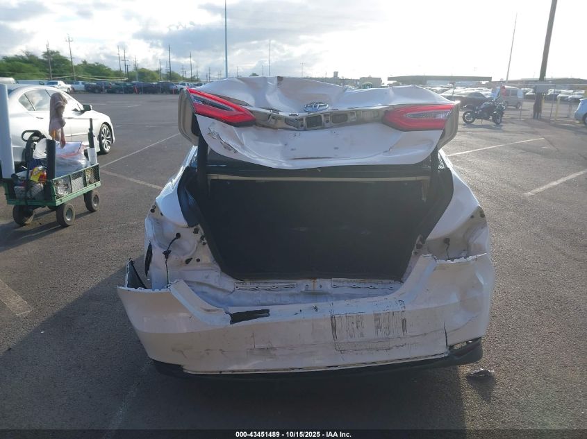 2019 Toyota Camry Le VIN: 4T1B11HK0KU692642 Lot: 43451489