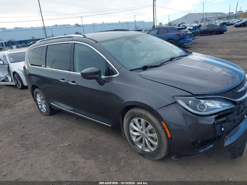 CHRYSLER PACIFICA TOURING L