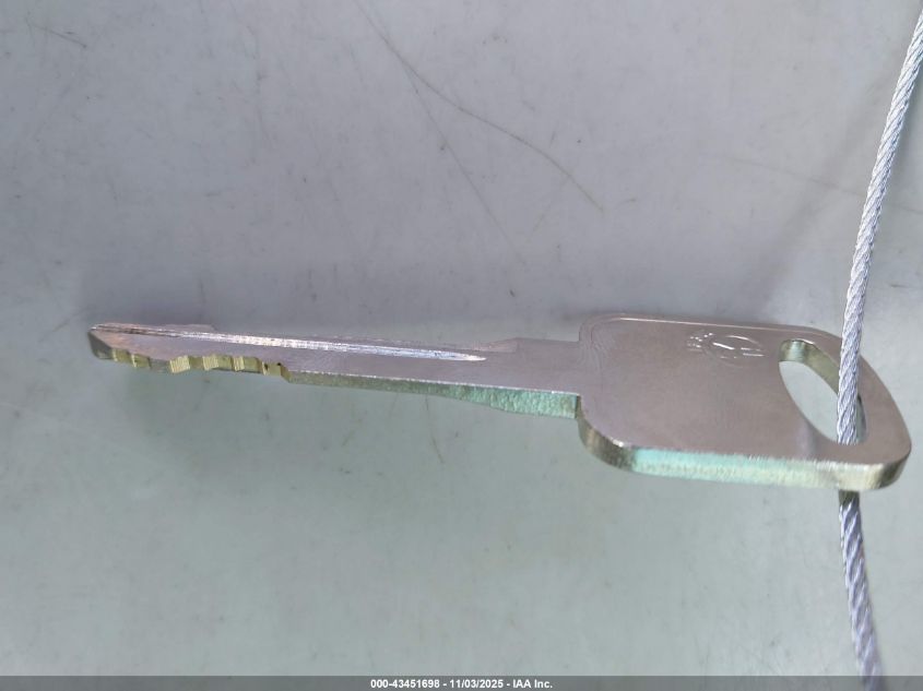 2002 Ford F-250 Lariat/Xl/Xlt VIN: 1FTNX20FX2EA51089 Lot: 43451698