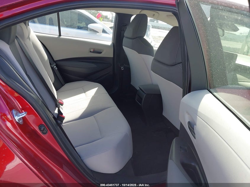 2022 TOYOTA COROLLA LE - JTDEPMAE1NJ210675