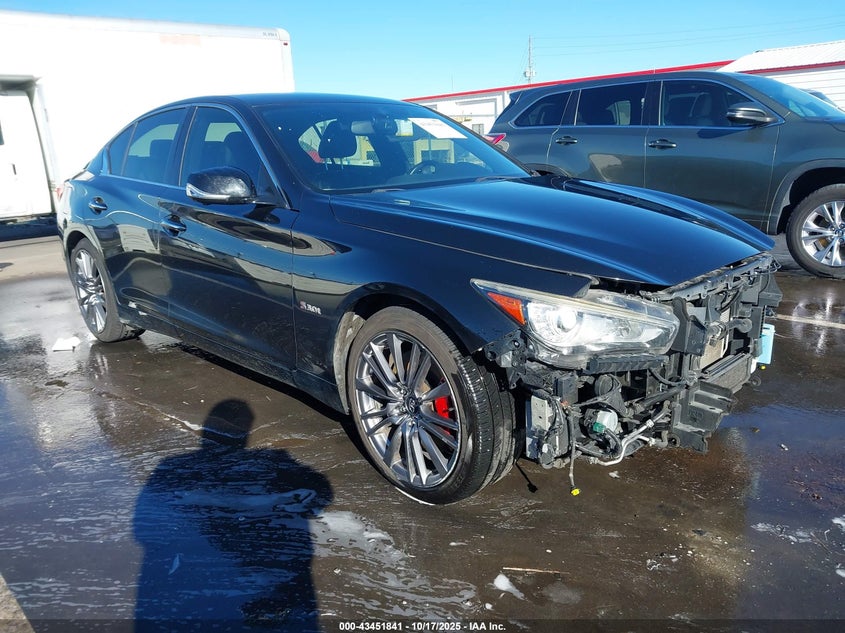 INFINITI Q50 3.0T RED SPORT 400