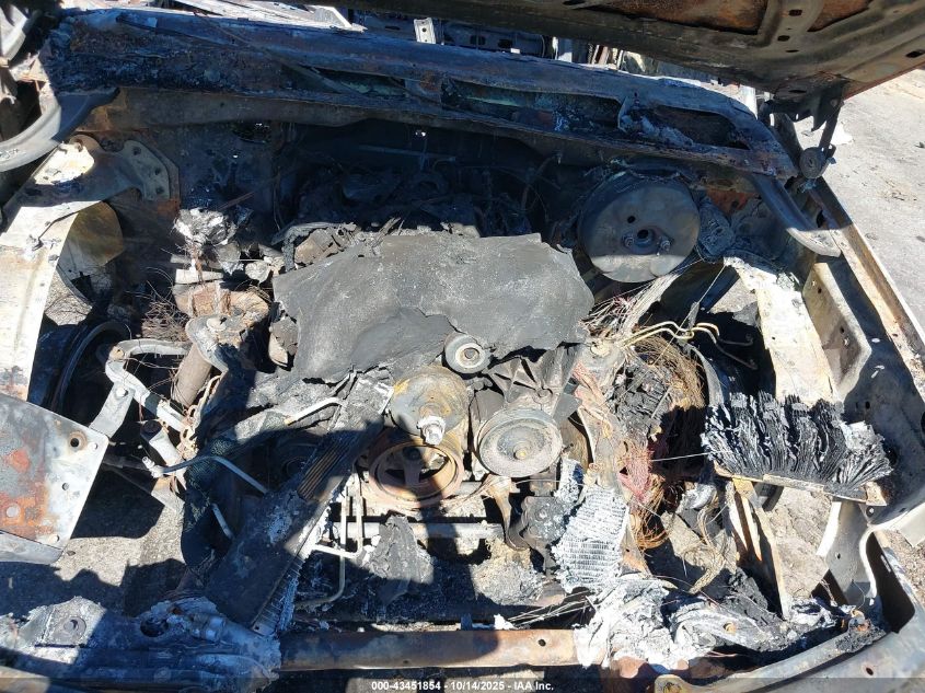 2002 Chevrolet Tahoe Ls VIN: 1GNEC13Z82R169394 Lot: 43451854