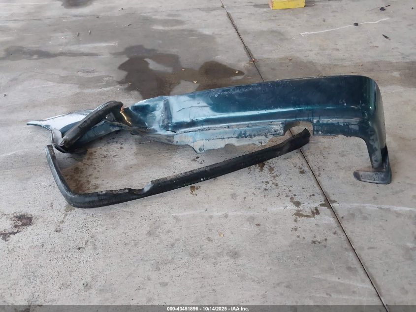 1997 Honda Civic Lx VIN: 2HGEJ6672VH552811 Lot: 43451896