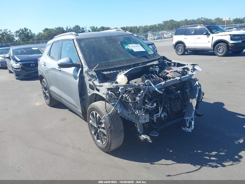 CHEVROLET TRAILBLAZER FWD LT