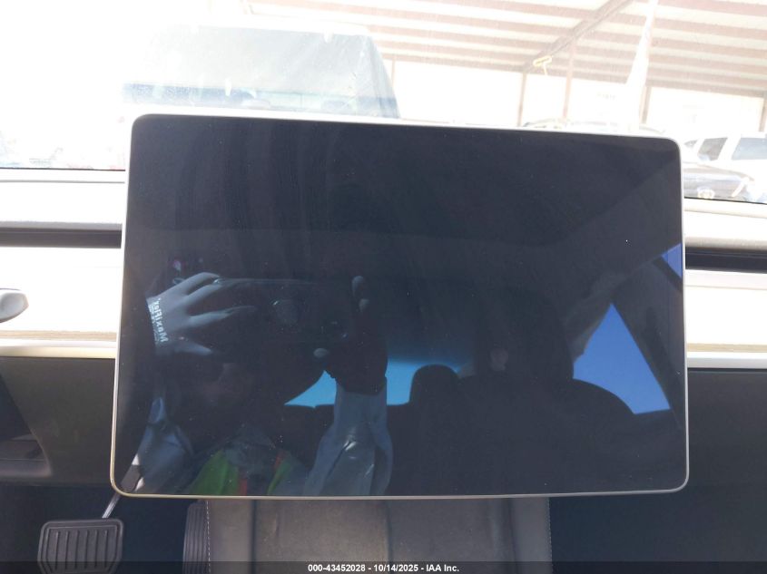 2021 Tesla Model 3 Standard Range Plus Rear-Wheel Drive VIN: 5YJ3E1EA1MF093382 Lot: 43452028