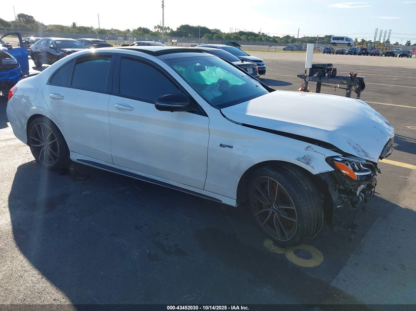 MERCEDES-BENZ C-CLASS 4MATIC