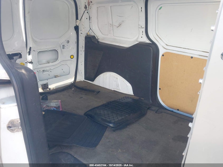 2015 Ford Transit Connect Xl VIN: NM0LS7E72F1214557 Lot: 43452164