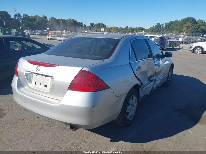 JHMCM564X6C001865 2006 HONDA ACCORD photo no. 4