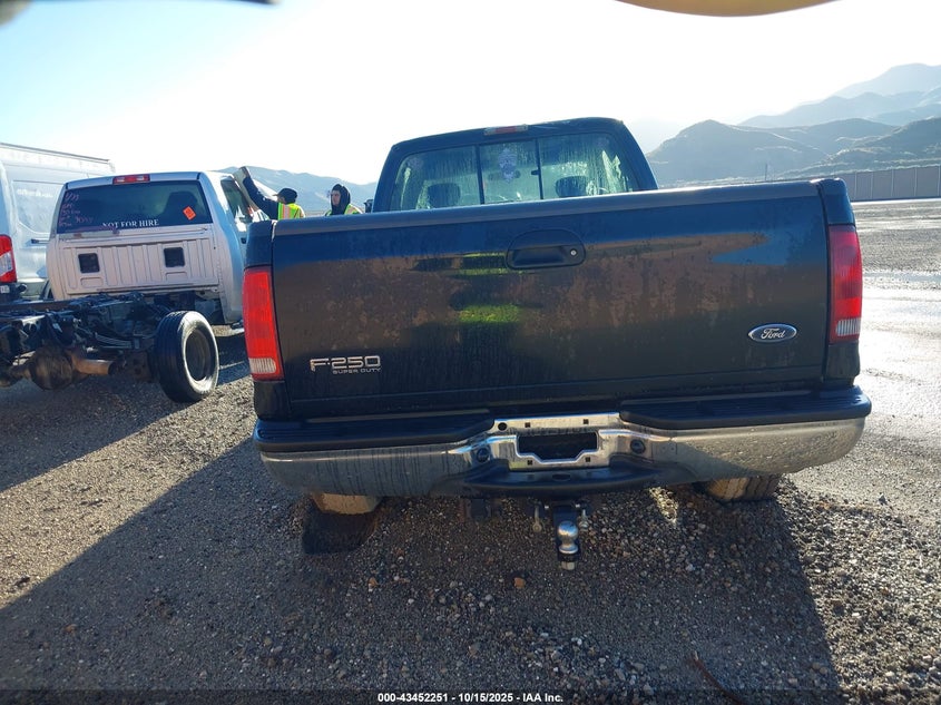 2002 Ford F-250 Lariat/Xl/Xlt VIN: 1FTNX20F52EC21214 Lot: 43452251