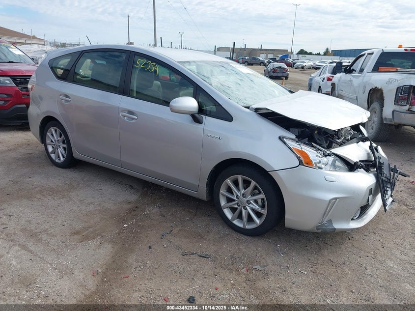 TOYOTA PRIUS V FIVE