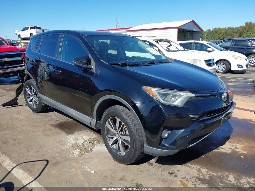 TOYOTA RAV4 XLE