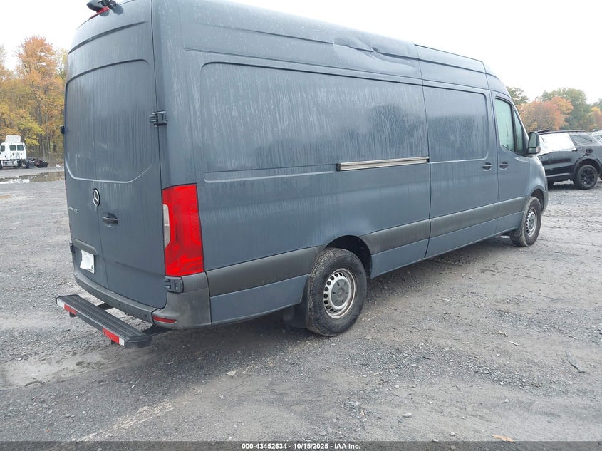 WD4PF1CD1KP130211 2019 MERCEDES-BENZ SPRINTER photo no. 4